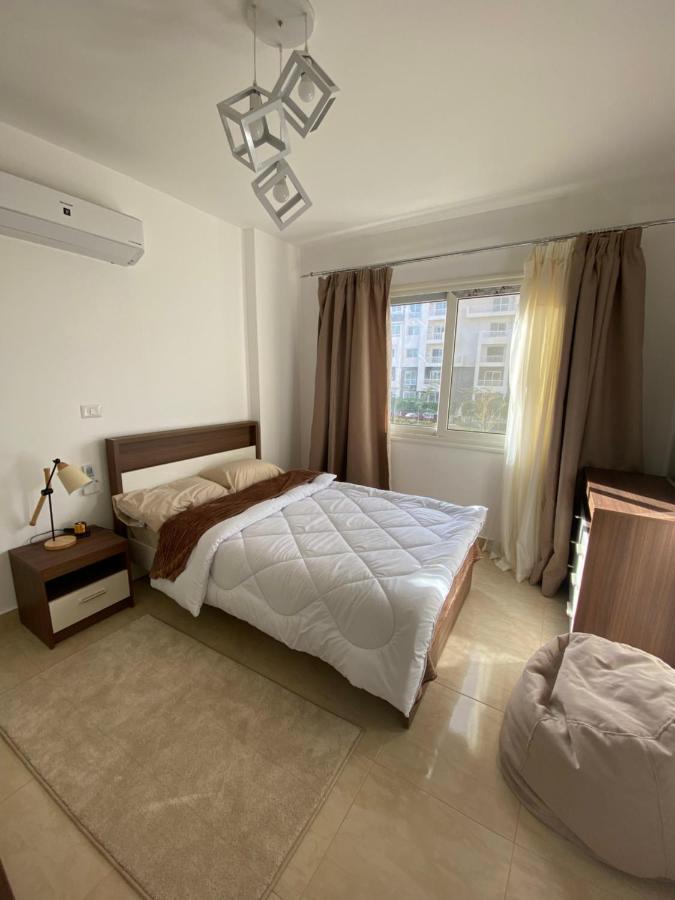 Madinaty Well-Furnished 3- Bedroom Apartment - شقة فندقيه للايجار مدينتي Madinat ash Shuruq Buitenkant foto